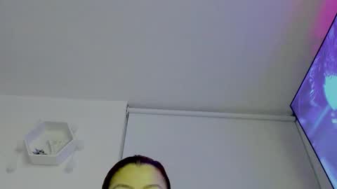 Snapshot of saray2312 chatting on 09.19.25 Saray  online show from 09.19.25