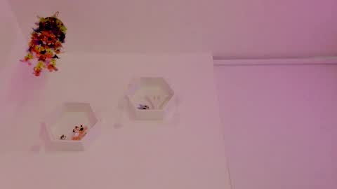 Snapshot of saray2312 chatting on 09.24.25 Saray  online show from 09.24.25