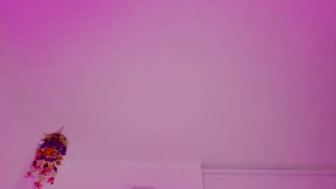 Snapshot of saray2312 chatting on 10.01.25 Saray  online show from 10.01.25