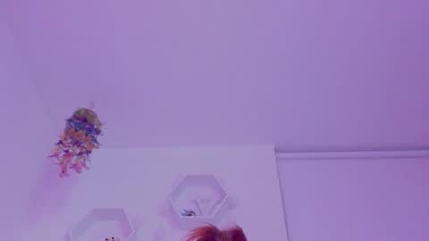 Snapshot of saray2312 chatting on 10.24.25 Saray  online show from 10.24.25