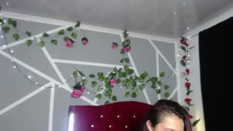 saray_hot202cl online show from 12.13.24