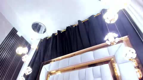 Snapshot of sarayroyse chatting on 09.26.25 Saray online show from 09.26.25