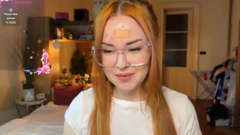 Veronika online show from 10.19.25