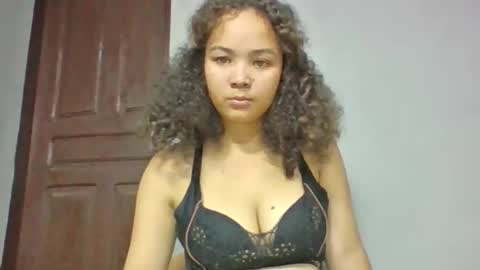 Snapshot of sarhon917962 chatting on 05.13.26 sarhon917962 online show from 05.13.26