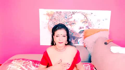 Snapshot of sarikaxxx chatting on 03.04.25 Sarika online show from 03.04.25