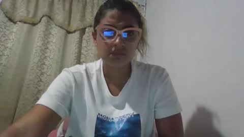 Snapshot of sarissmunera chatting on 02.23.25 sarissmunera online show from 02.23.25