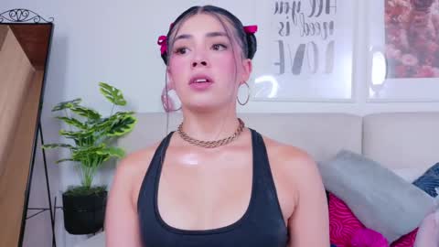 Sara online show from 10.08.25