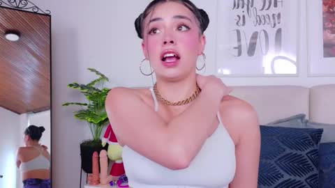 Sara online show from 12.14.25