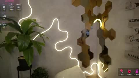 SARA online show from 04.04.26