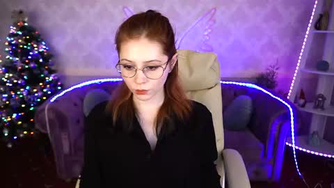 Snapshot of sasha_exclusive chatting on 01.11.25 Sasha Exclusive online show from 01.11.25