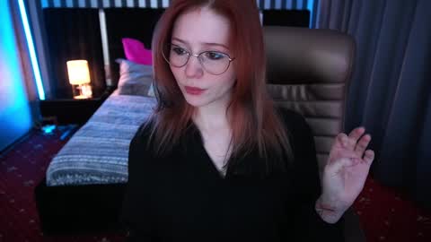 Snapshot of sasha_exclusive chatting on 01.16.25 Sasha Exclusive online show from 01.16.25