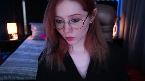 Snapshot of sasha_exclusive chatting on 01.16.25 Sasha Exclusive online show from 01.16.25