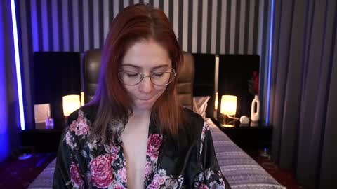 Snapshot of sasha_exclusive chatting on 01.23.25 Sasha Exclusive online show from 01.23.25