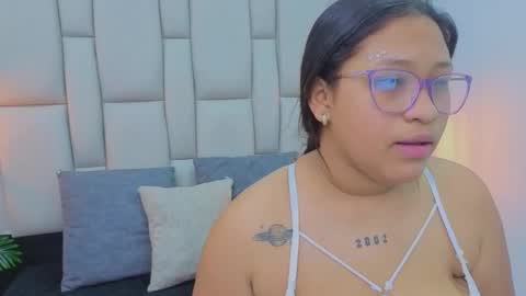 Snapshot of sasha_rousse chatting on 12.13.25 sasha_rousse online show from 12.13.25