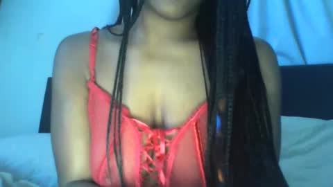 Snapshot of sashaforeever chatting on 01.11.26 SASHAFOREEVER online show from 01.11.26