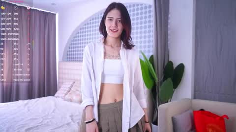 Snapshot of sashasilk chatting on 05.18.26 Sasha online show from 05.18.26