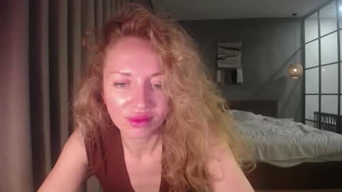 Sasha online show from 12.18.25