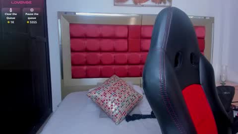 saskiagrendel online show from 03.19.26