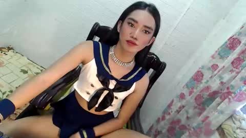 Snapshot of sassy_keylla chatting on 10.16.25 KEYLLA online show from 10.16.25