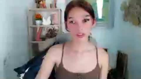 Snapshot of sassynrich chatting on 06.18.26 sassynrich online show from 06.18.26