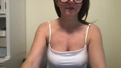 sassynsweetmilf online show from 02.22.26