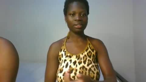 Snapshot of sassytannia chatting on 02.24.26 sassytannia online show from 02.24.26