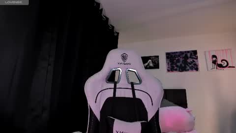 Snapshot of satanbabee_ chatting on 06.15.26 im expecting 300 thumbs up on my altar online show from 06.15.26