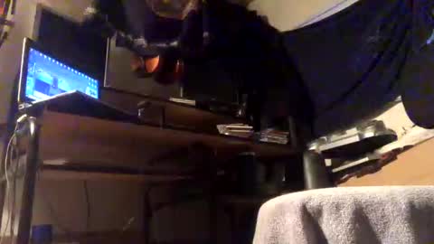 Snapshot of sattebs2 chatting on 10.13.25 sattebs online show from 10.13.25