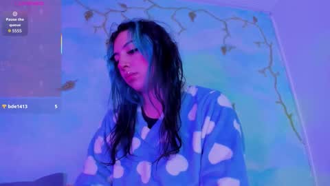 Saturnooo online show from 11.06.25