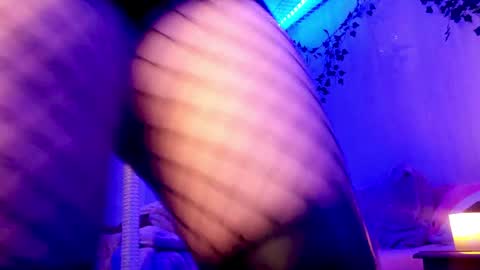 Gina George online show from 12.10.24