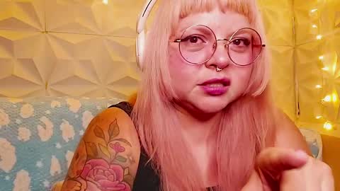 Gina George online show from 05.14.26