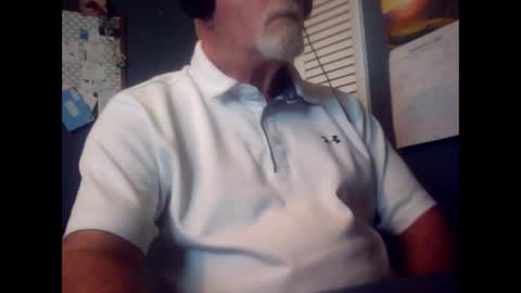 Snapshot of satyr64 chatting on 09.25.25 satyr64 online show from 09.25.25