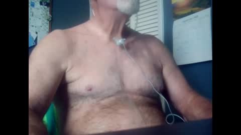Snapshot of satyr64 chatting on 09.28.25 satyr64 online show from 09.28.25