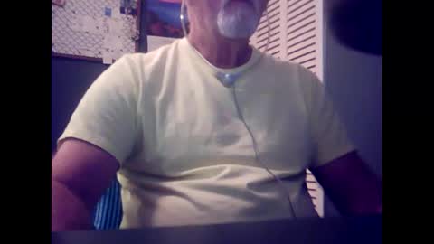 Snapshot of satyr64 chatting on 10.27.25 satyr64 online show from 10.27.25