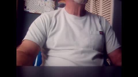 Snapshot of satyr64 chatting on 11.12.25 satyr64 online show from 11.12.25