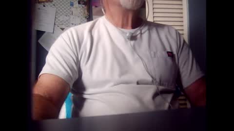 Snapshot of satyr64 chatting on 12.14.25 satyr64 online show from 12.14.25