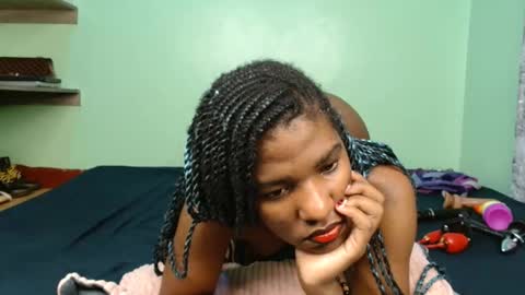 Snapshot of sauce_pety chatting on 06.08.26 pety online show from 06.08.26