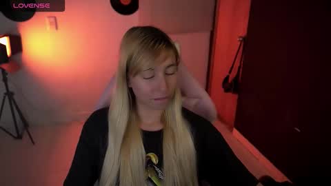 I AM JENN  online show from 04.17.26