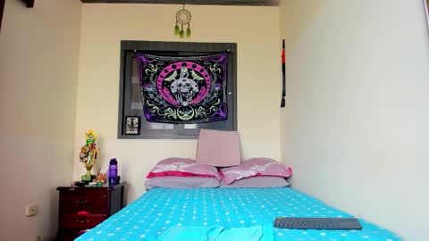 Zaren online show from 09.08.25