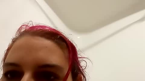 Snapshot of saucybear666 chatting on 01.14.25 SnowBunny online show from 01.14.25