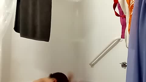 Snapshot of saucybear666 chatting on 01.29.25 SnowBunny online show from 01.29.25