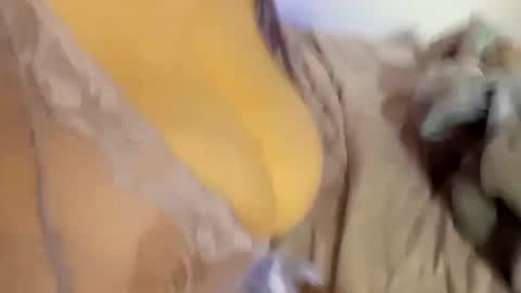 Snapshot of saucybear666 chatting on 02.12.25 SnowBunny online show from 02.12.25