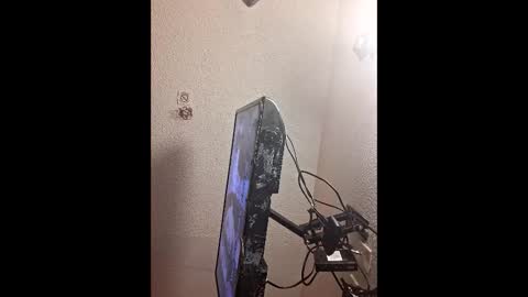 Snapshot of saucybear666 chatting on 10.16.25 SnowBunny online show from 10.16.25