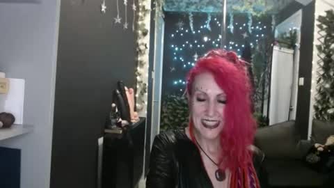 SaucySky online show from 11.14.25