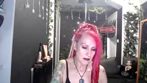 SaucySky online show from 03.21.26