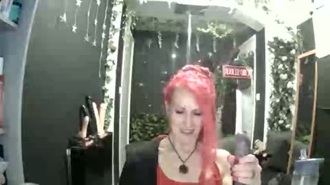 Snapshot of saucysky chatting on 05.19.26 SaucySky online show from 05.19.26