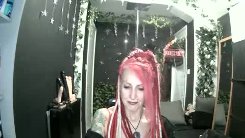 Snapshot of saucysky chatting on 05.23.26 SaucySky online show from 05.23.26