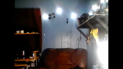 Snapshot of savage352ratchet chatting on 01.13.25 Bugglove online show from 01.13.25