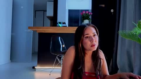 Snapshot of savagebaby21_ chatting on 10.19.25 Wild influence online show from 10.19.25