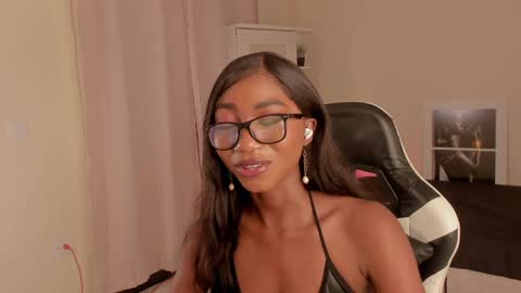 Snapshot of savannahwildee chatting on 12.16.24 Savannahwildee online show from 12.16.24